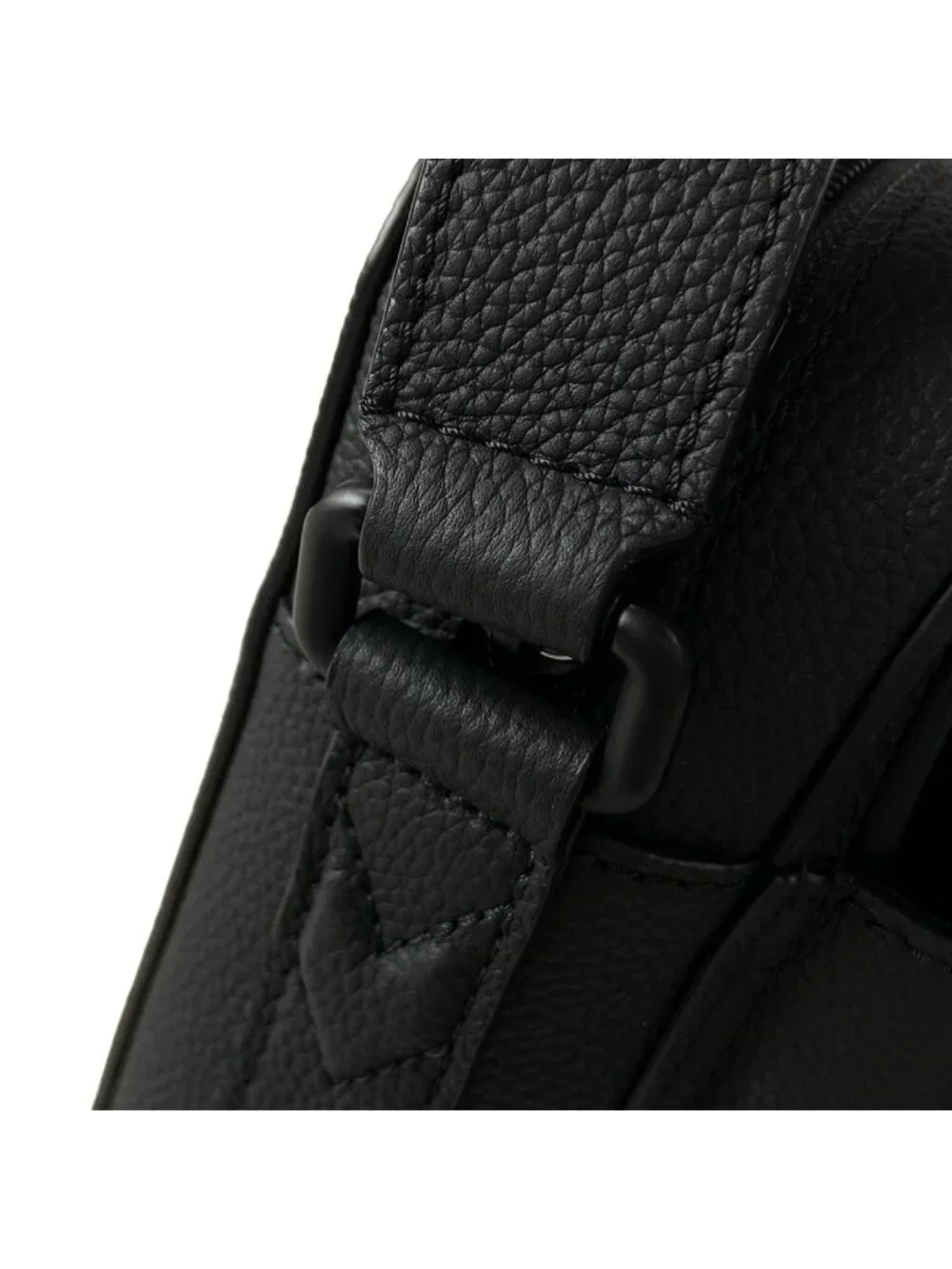 Louis Vuitton category shoulder
